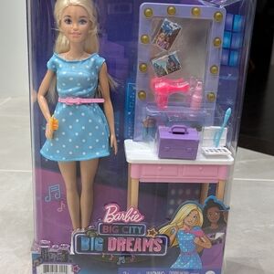 2/$40 Brand New Barbie: Big City, Big Dreams Blonde Doll Backstage dressing room